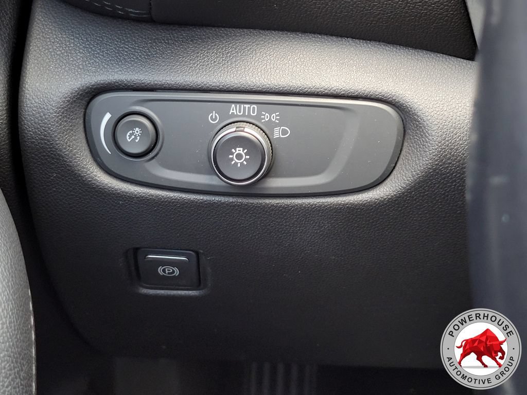 Used 2020 Chevrolet Blazer LT FWD image 27