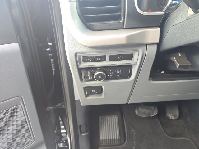 Certified 2022 Ford F150 XLT w/ Equipment Group 302A High image 16