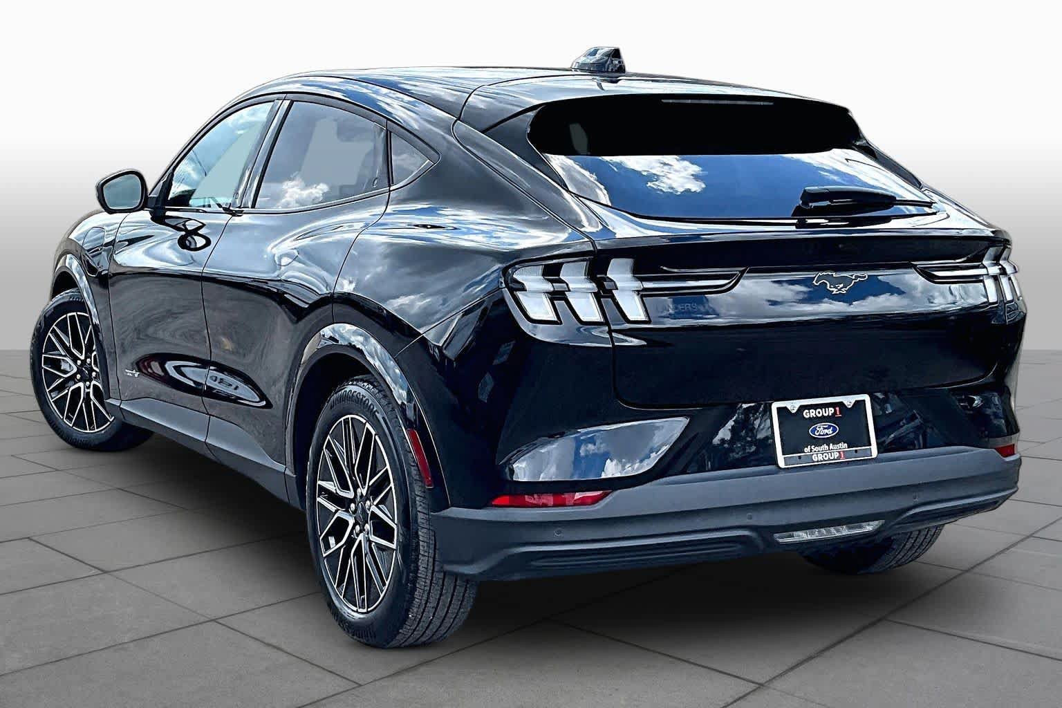 Certified 2025 Ford Mustang Mach-E Premium RWD image 16