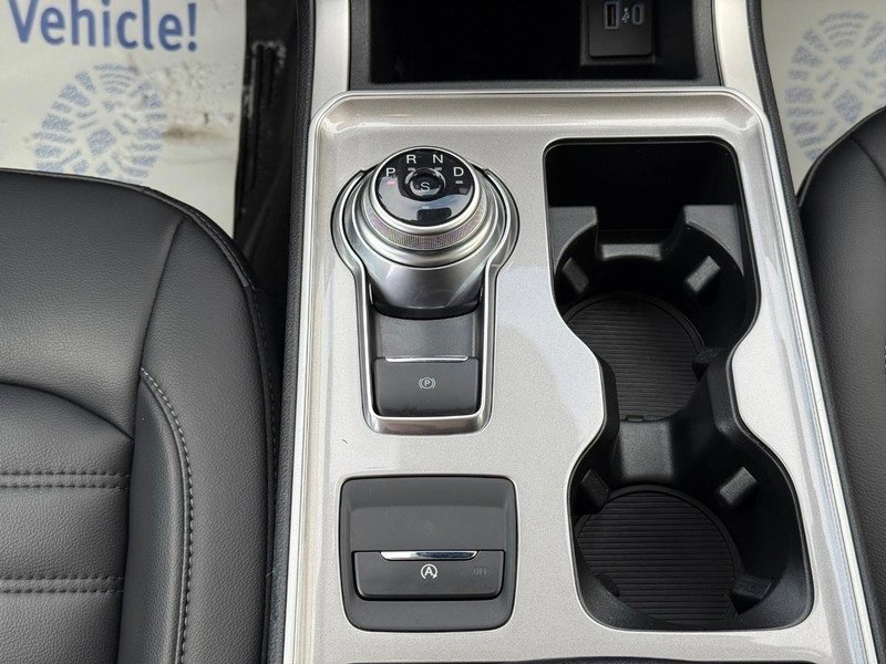 Certified 2024 Ford Edge SEL w/ Convenience Package image 12