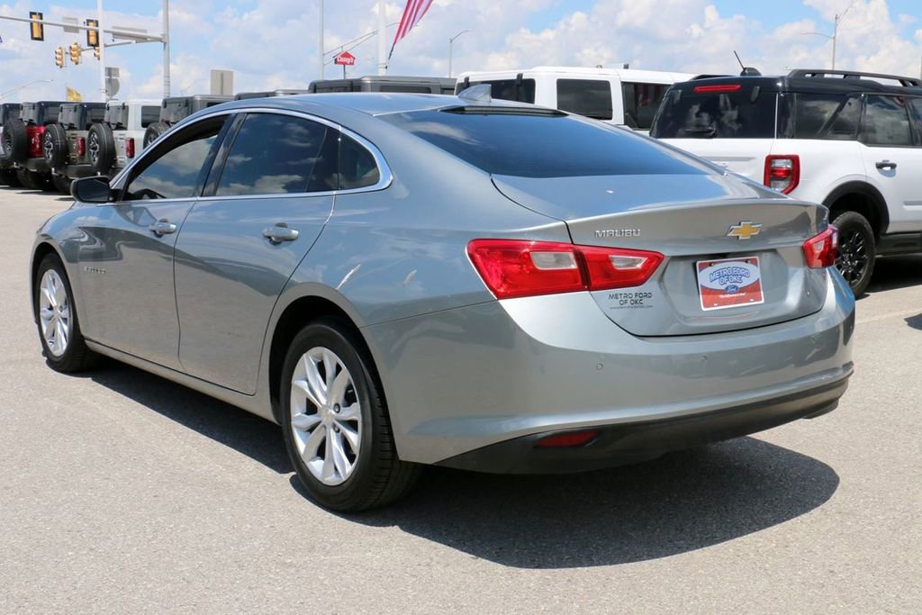 Used 2025 Chevrolet Malibu LT FWD image 7