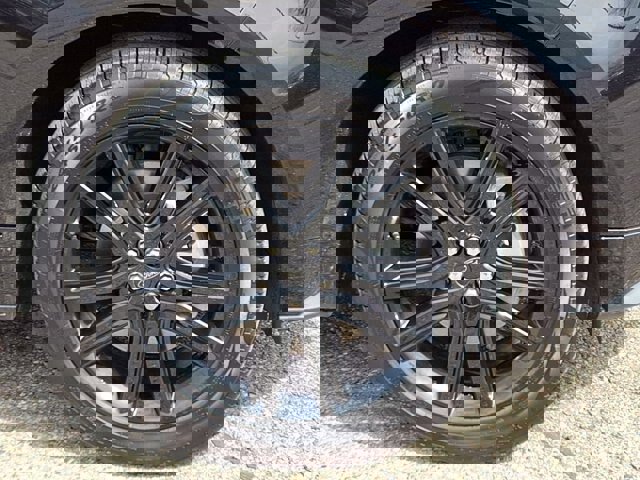 Certified 2024 Ford Edge ST-Line image 29