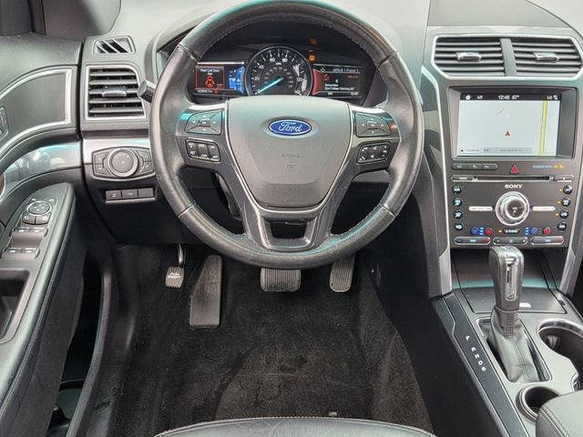 Certified 2017 Ford Explorer Limited w/ Equipment Group 301A FWD image 11