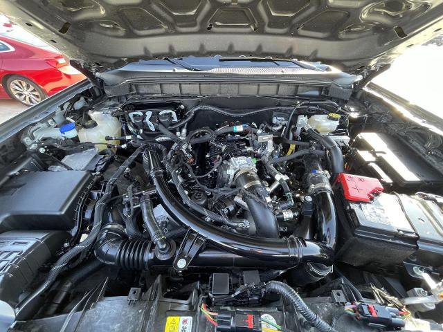 Certified 2025 Ford Bronco Heritage Edition AWD/4WD image 30