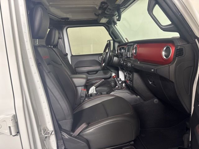 Used 2022 Jeep Gladiator Rubicon w/ Cold Weather Group AWD/4WD image 4