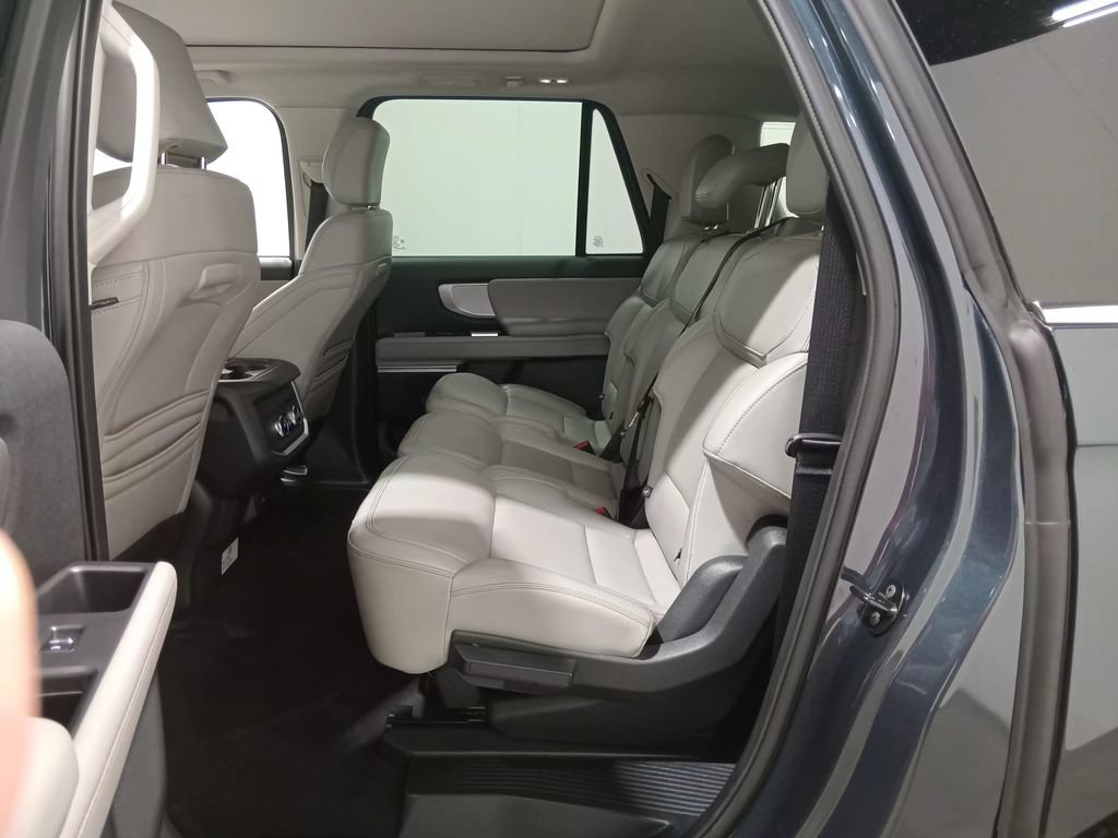Certified 2025 Ford Expedition Max Active AWD/4WD image 15