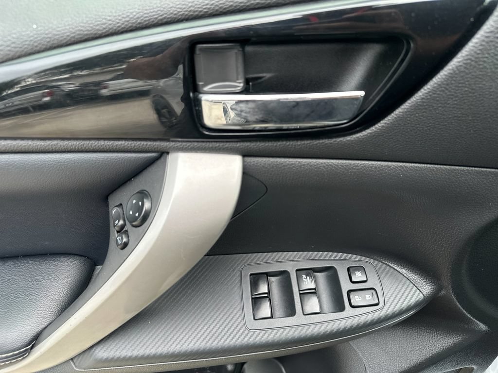 Used 2024 Mitsubishi Eclipse Cross SE AWD/4WD image 10