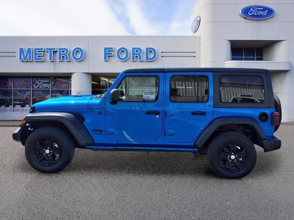 Used 2022 Jeep Wrangler Unlimited Sport AWD/4WD image 6