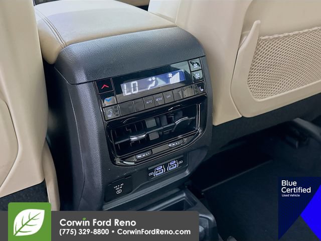 Used 2025 Jeep Grand Cherokee L Limited w/ Luxury Tech Group II AWD/4WD image 31