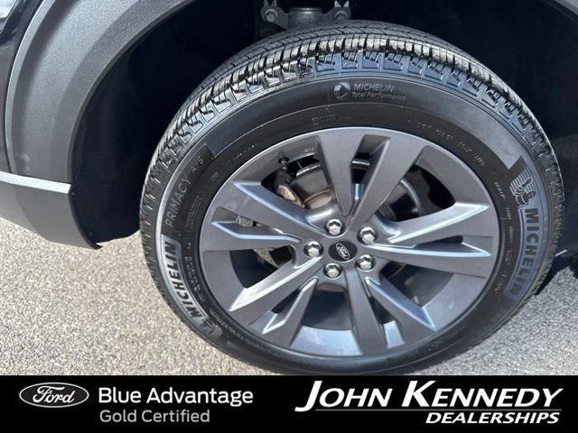 Certified 2023 Ford Explorer XLT w/ Equipment Group 202A AWD/4WD image 4