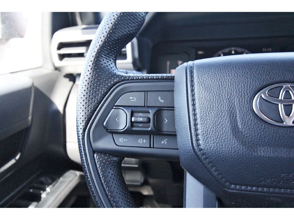 Used 2026 Toyota Tacoma SR5 AWD/4WD image 23