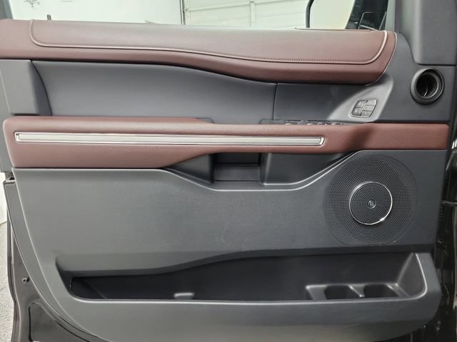 Certified 2024 Ford Expedition Max Limited AWD/4WD image 19