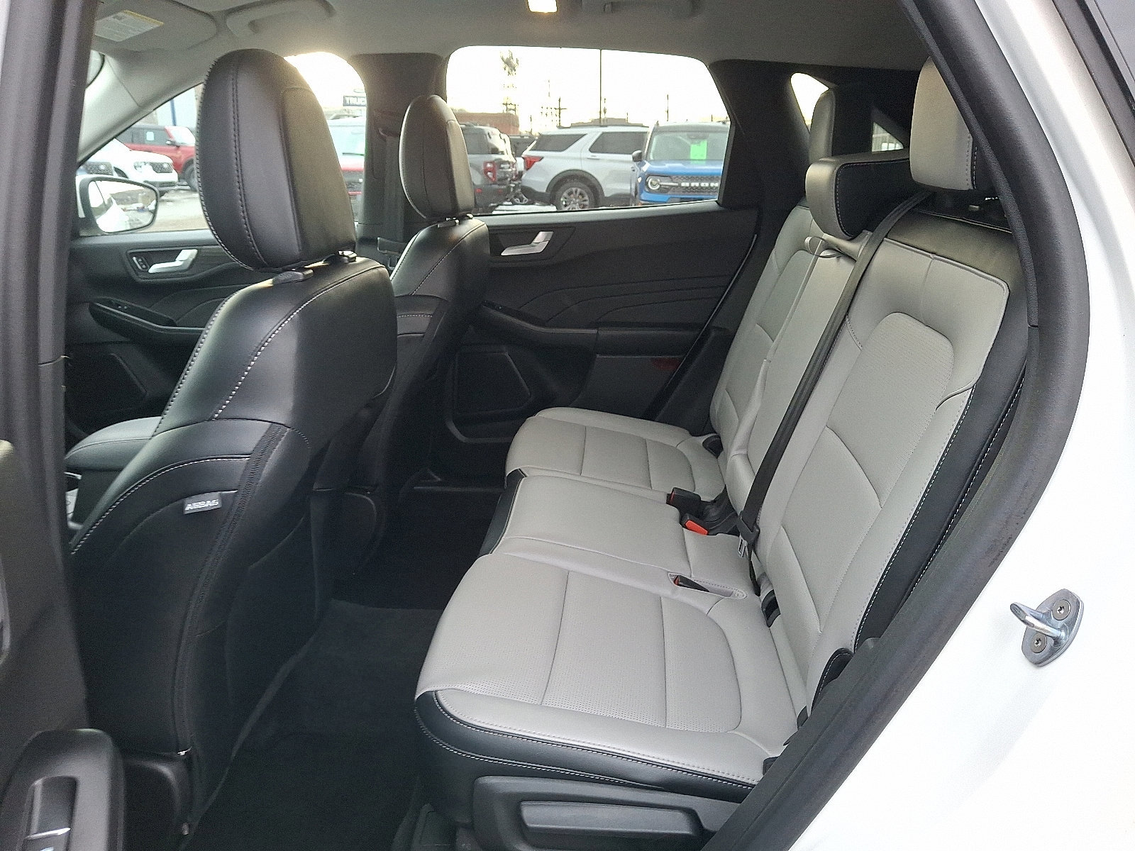 Certified 2023 Ford Escape Platinum image 10