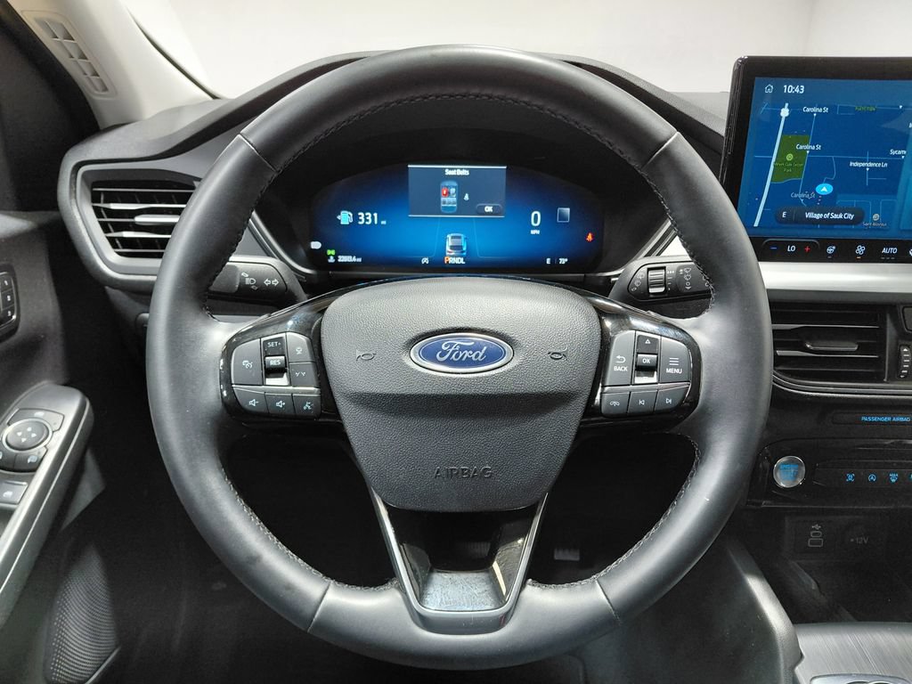 Certified 2025 Ford Escape Platinum AWD/4WD image 28