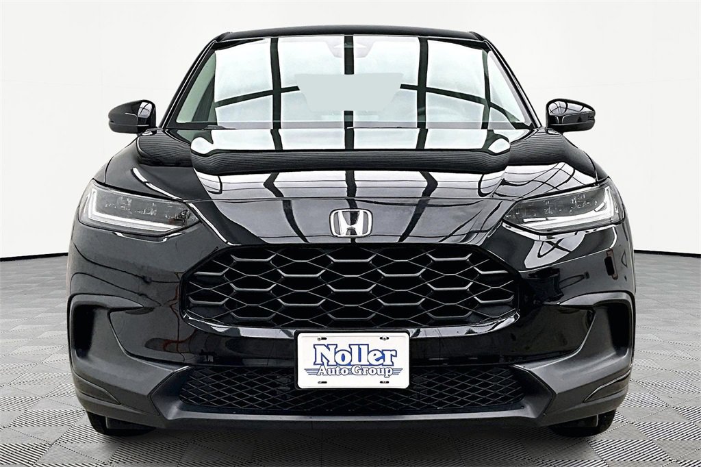 Used 2025 Honda HR-V LX image 3