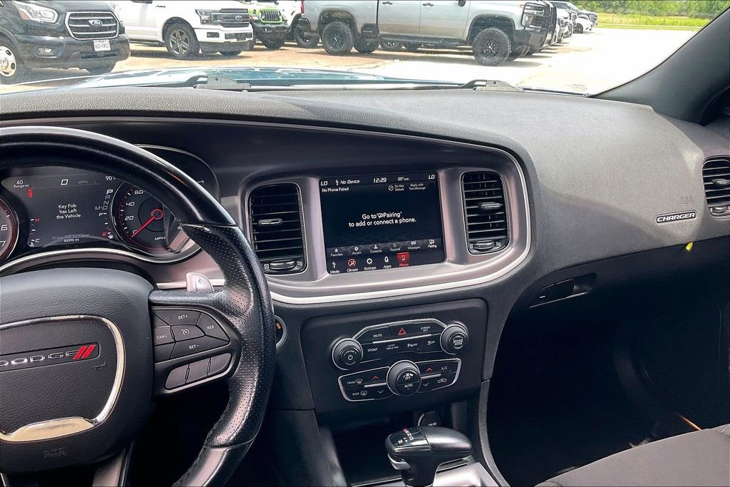 Used 2022 Dodge Charger R/T w/ Blacktop Package RWD image 9