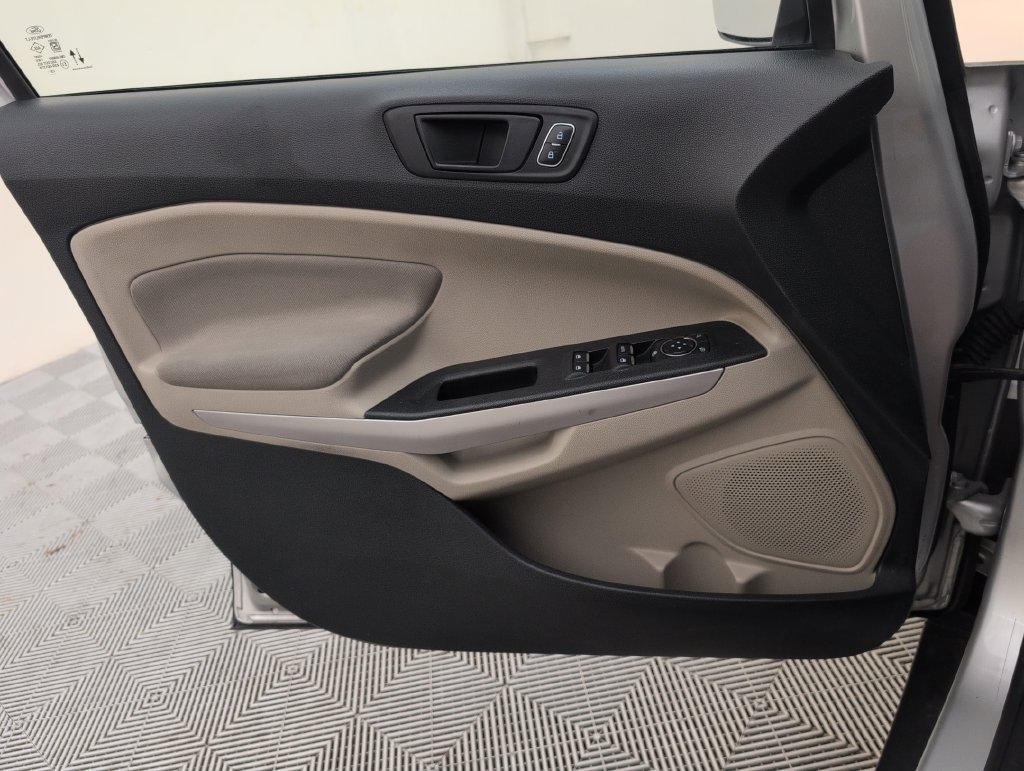Certified 2021 Ford EcoSport S FWD image 31