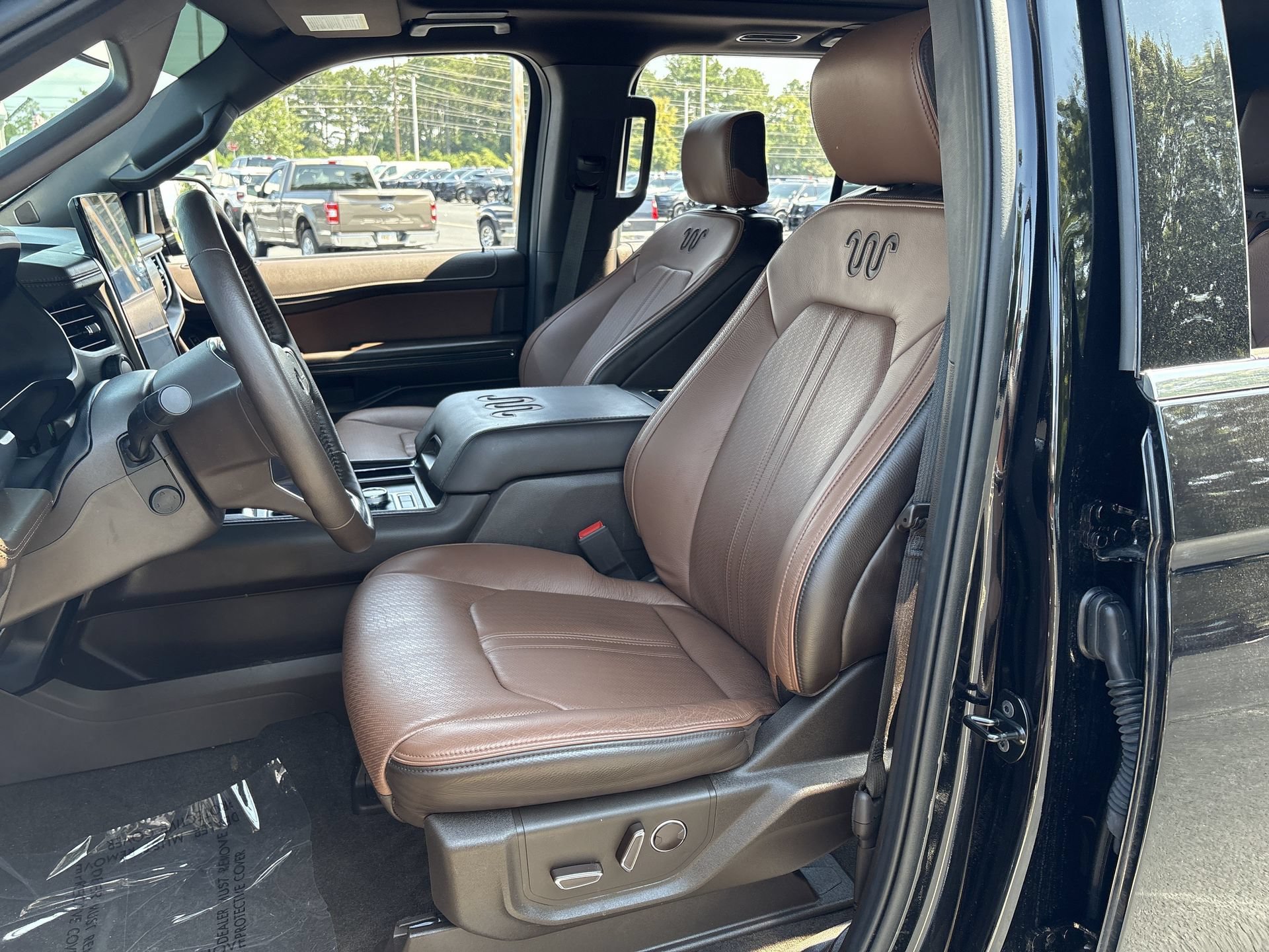 Certified 2024 Ford Expedition King Ranch AWD/4WD image 19