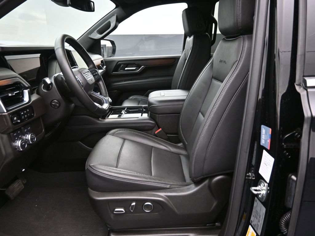 Used 2025 GMC Yukon Denali image 21