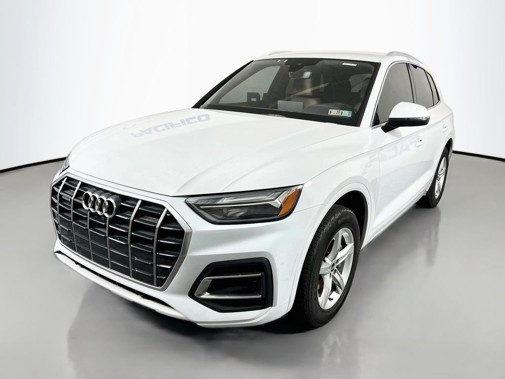 Used 2021 Audi Q5 2.0T Premium w/ Convenience Package AWD/4WD image 3
