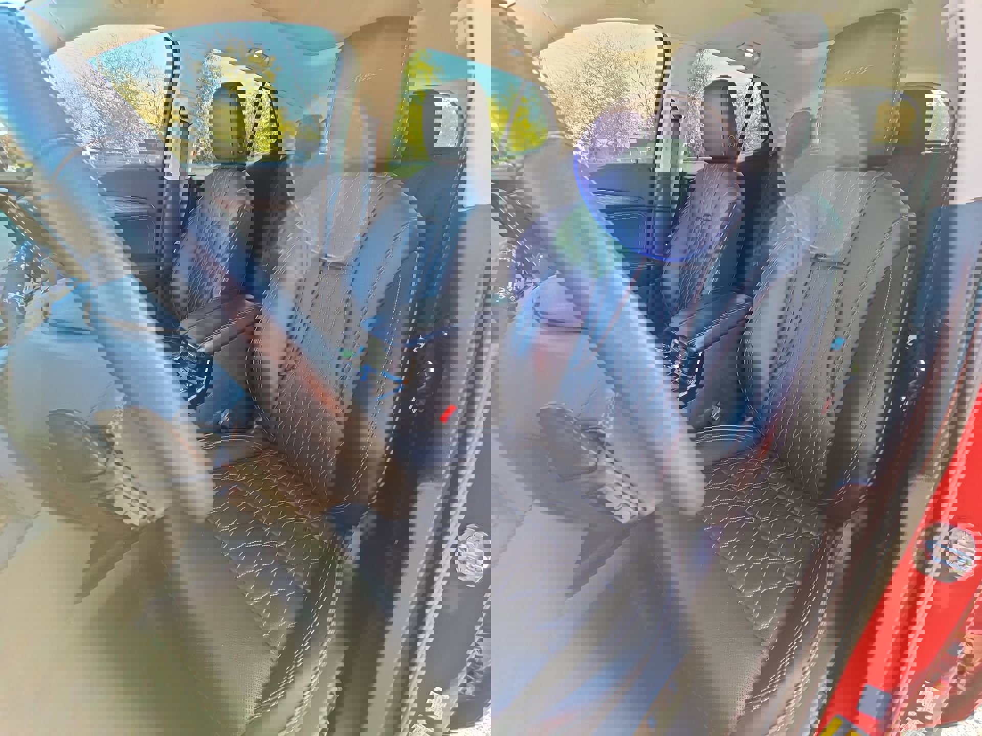 Used 2022 Buick Envision Avenir w/ Technology Package II image 12