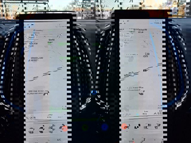 Certified 2023 Ford Edge Titanium image 11