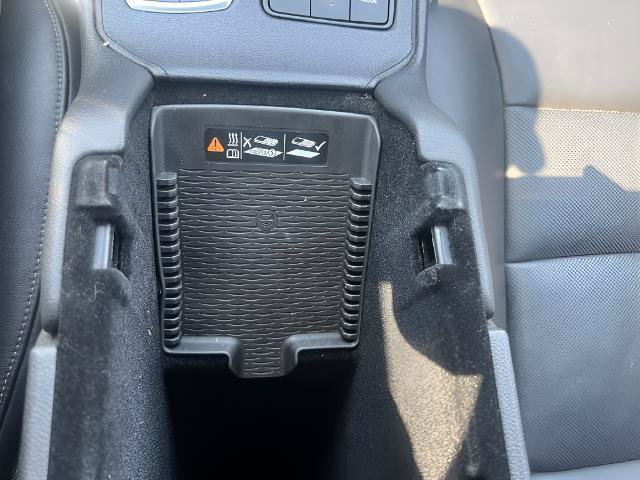 Used 2020 Cadillac XT4 Premium Luxury AWD/4WD image 35