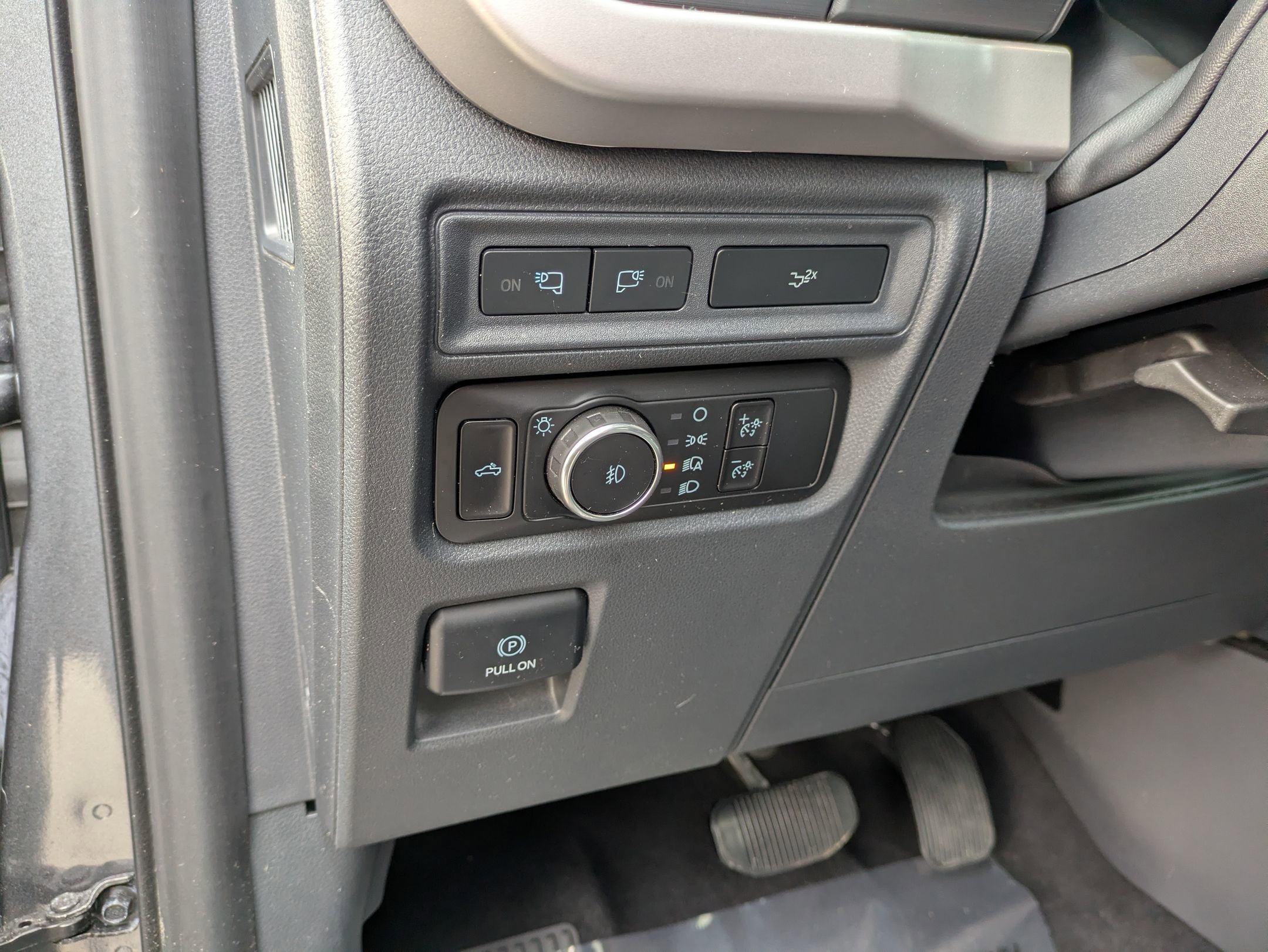 Certified 2023 Ford F150 XLT w/ Equipment Group 302A High image 18