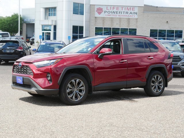 Used 2022 Toyota RAV4 Limited AWD/4WD image 6