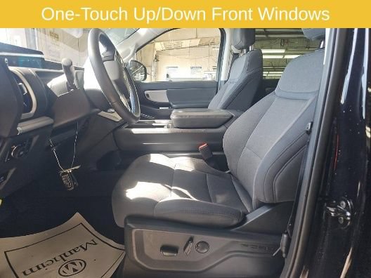 Certified 2025 Ford Expedition Active AWD/4WD image 7