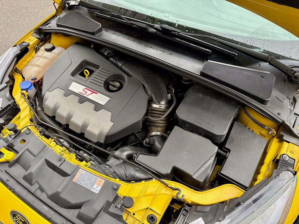 Certified 2018 Ford Focus ST image 36