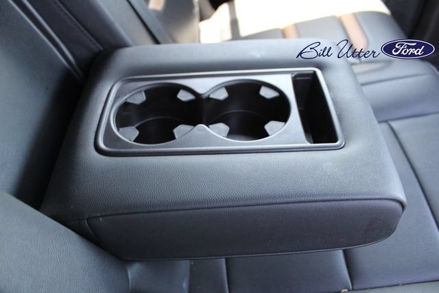 Used 2022 GMC Yukon AT4 AWD/4WD image 14