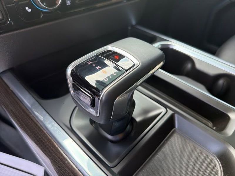 Used 2023 Chevrolet Silverado 1500 LT Trail Boss w/ Convenience Package II image 9