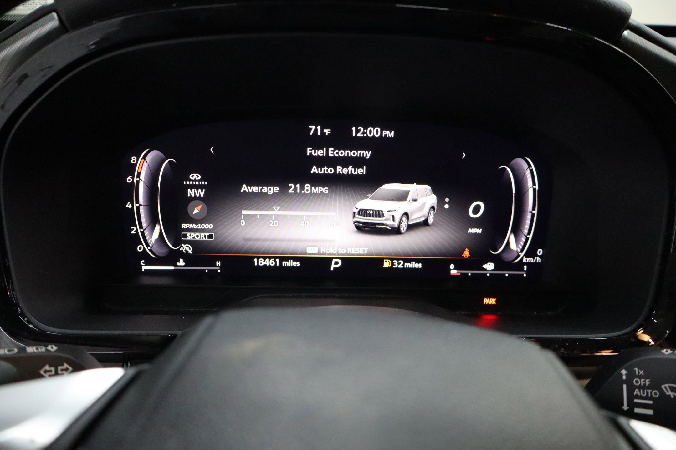 Used 2023 INFINITI QX60 Luxe w/ Performance Audio Package image 25