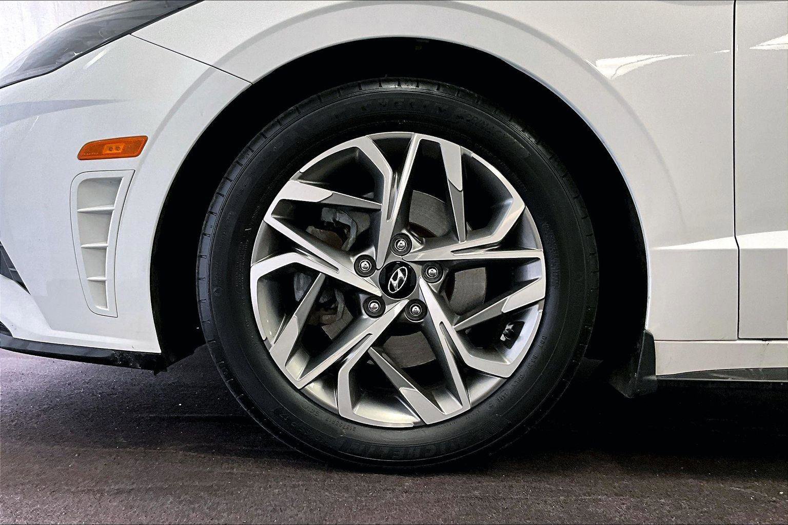 Used 2021 Hyundai Sonata SEL w/ Convenience Package image 8