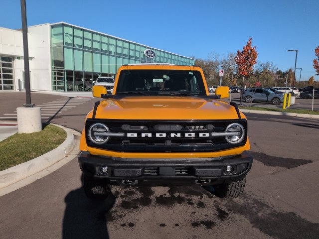 Certified 2022 Ford Bronco Outer Banks AWD/4WD image 8