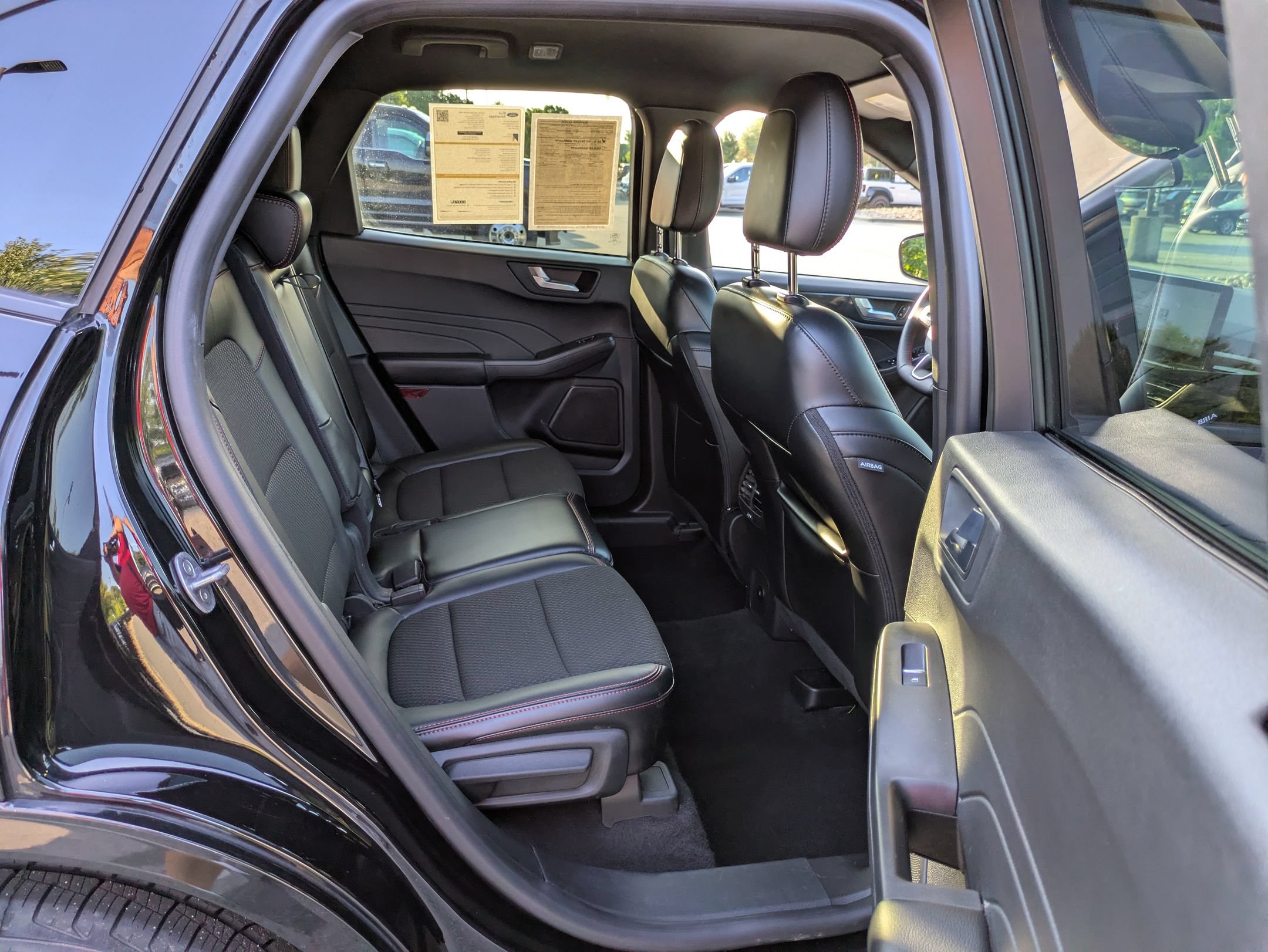 Certified 2024 Ford Escape ST-Line w/ Tech Pack #1 FWD image 34