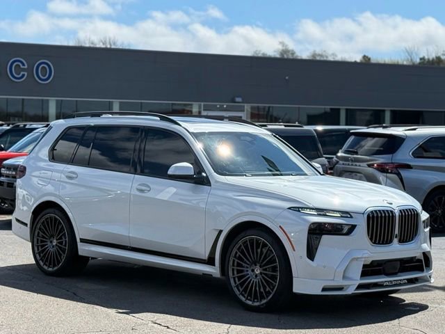 Used 2024 BMW ALPINA XB7 image 12