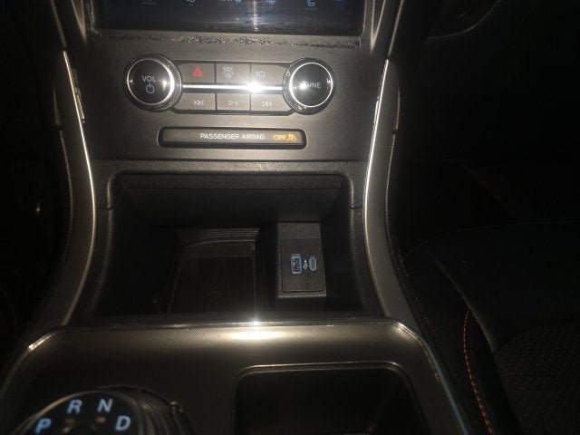 Certified 2024 Ford Edge ST-Line AWD/4WD image 22