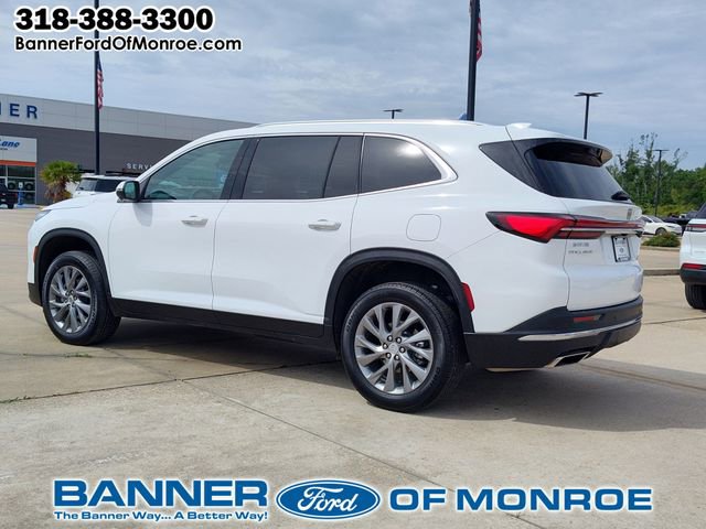 Used 2025 Buick Enclave Preferred w/ Power Package FWD image 4