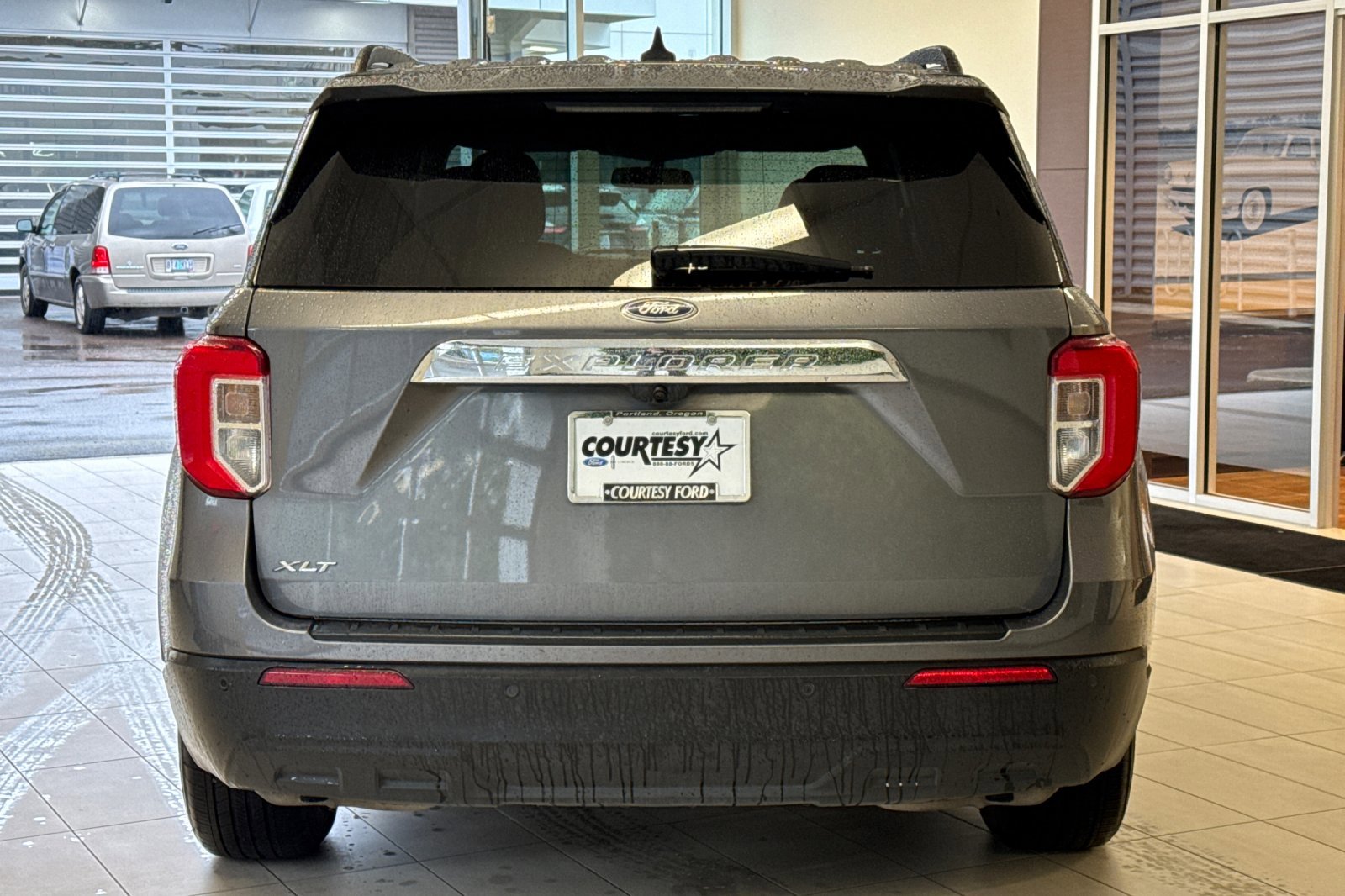 Certified 2021 Ford Explorer XLT image 5