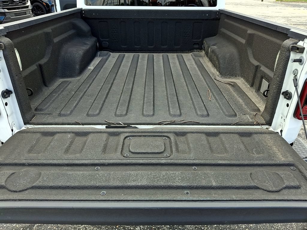 Used 2023 Jeep Gladiator Overland AWD/4WD image 29