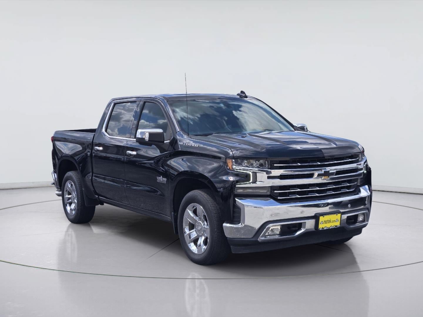 Used 2021 Chevrolet Silverado 1500 LTZ RWD image 3