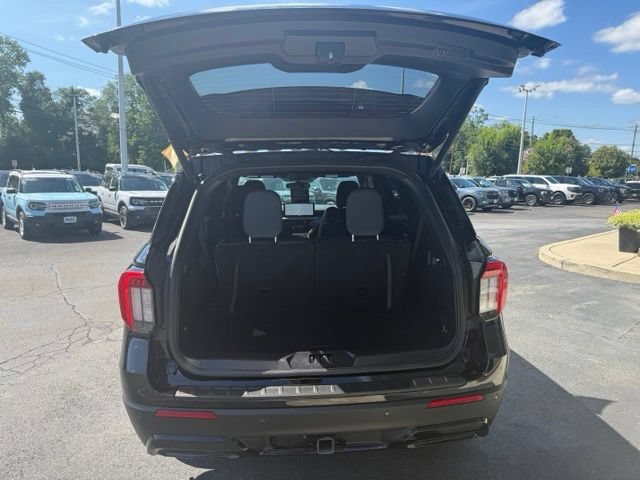 Certified 2026 Ford Explorer ST-Line AWD/4WD image 7