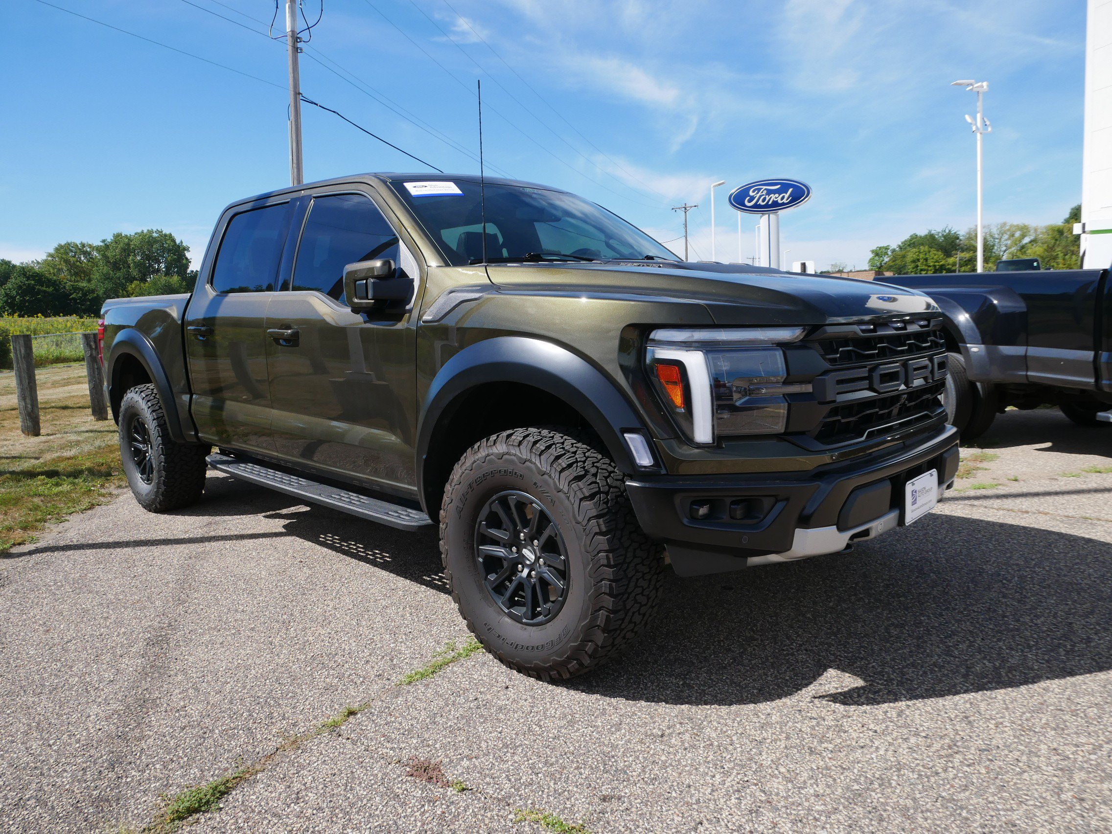 Certified 2025 Ford F150 Raptor AWD/4WD image 3