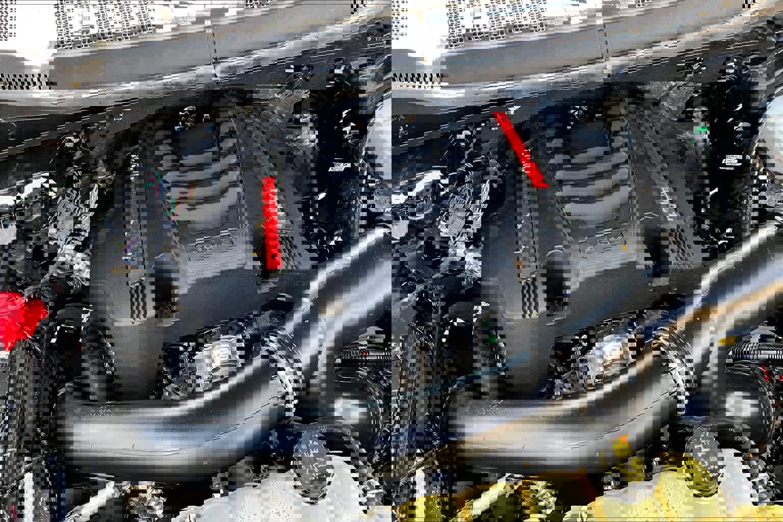 Certified 2019 Ford F150 Raptor w/ Equipment Group 802A Luxury image 33