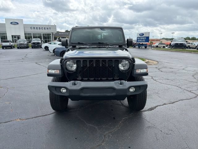 Used 2021 Jeep Gladiator Sport AWD/4WD image 2