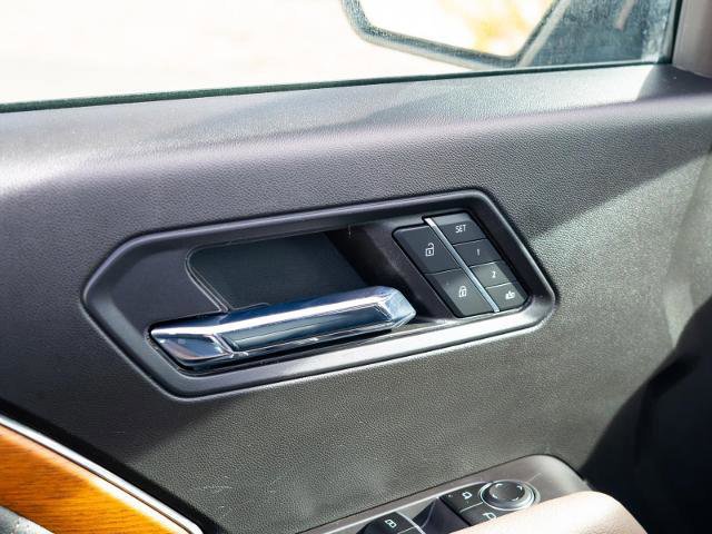 Used 2023 GMC Canyon Denali image 15