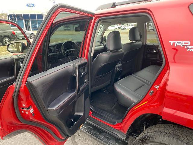 Used 2024 Toyota 4Runner TRD Off-Road Premium AWD/4WD image 26