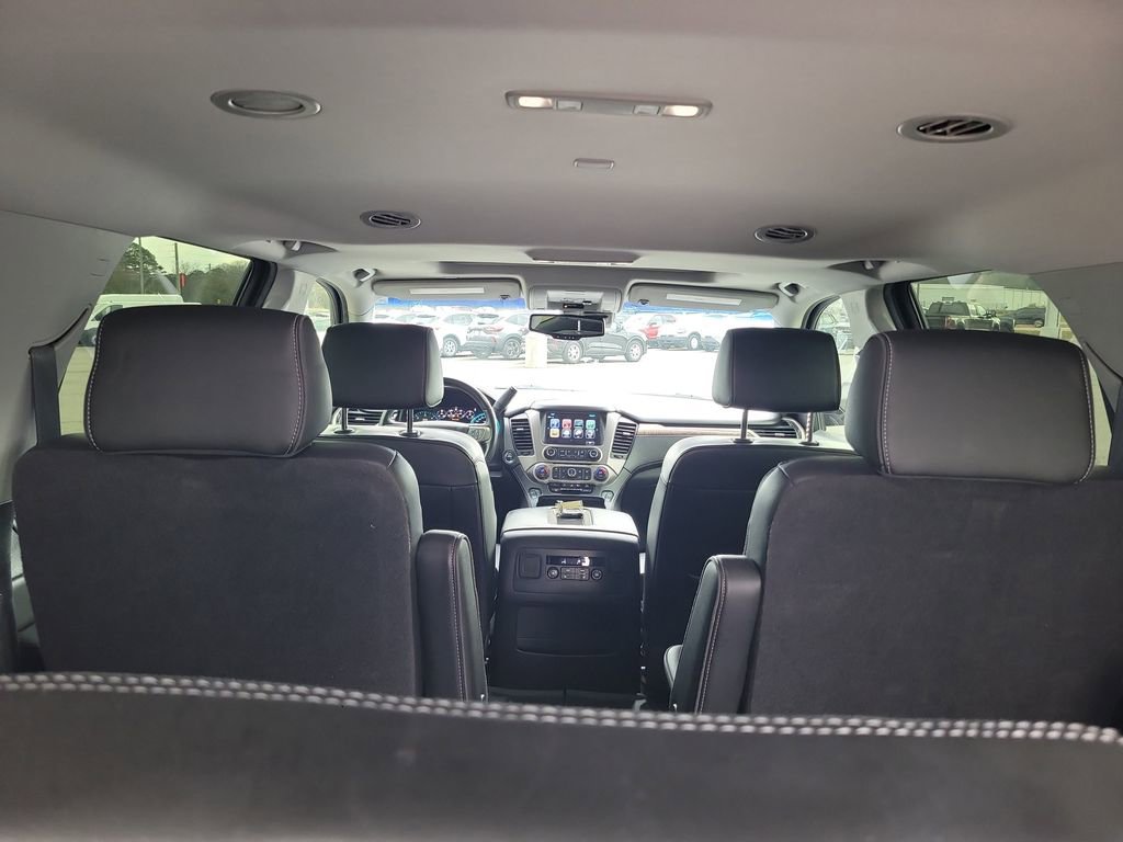 Used 2020 GMC Yukon Denali w/ Denali Premium Package image 28